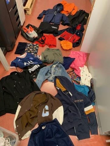 Gevonden voorwerpen OBS 't Reigerbos.jpg